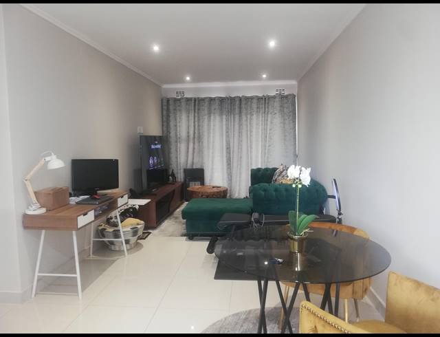 1 BEDROOM APARTMENT TO LET IN UMHLANGA RIDGE